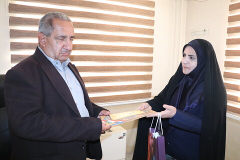 گزارش تصویری | تجلیل از کارکنان با معلولیت بینایی