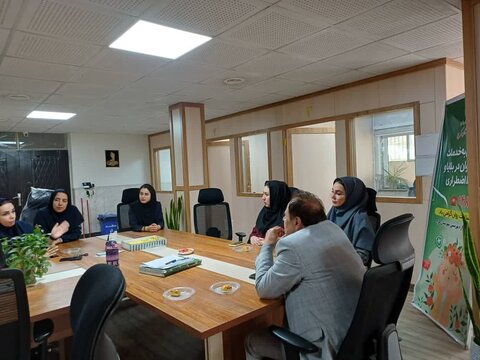 قدردانی مدیر بهزیستی کرج از فعالیت‌های مرکز مشاوره ۱۴۸۰