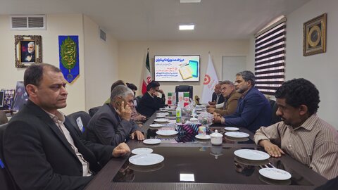 برپایی میز خدمت مدیرکل بهزیستی استان به مناسبت روز جهانی عصای سفید