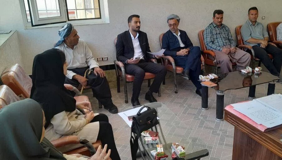 دیدار سرپرست اداره بهزیستی پیرانشهر با امام جمعه و اعضای شورای بخش لاجان در راستای بررسی مشکلات مددجویان و گسترش پویش «دست‌های یاریگر»