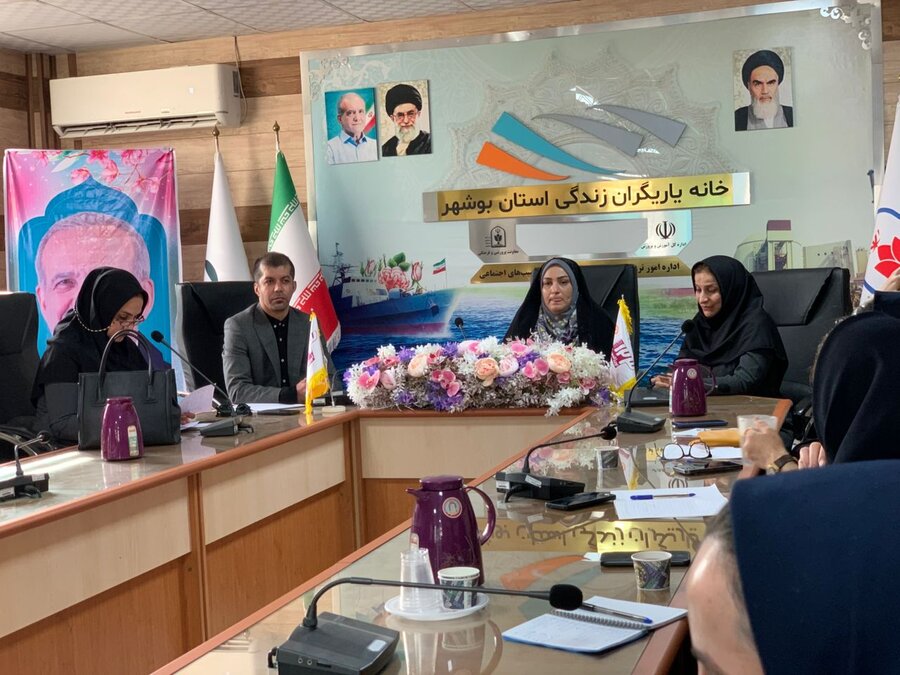 شهرستان بوشهر| ارتقاء مهارت‌های نجات‌بخش؛ کارگاه «مداخله در بحران خودکشی» برای تقویت نیروهای اورژانس اجتماعی بوشهر برگزار شد