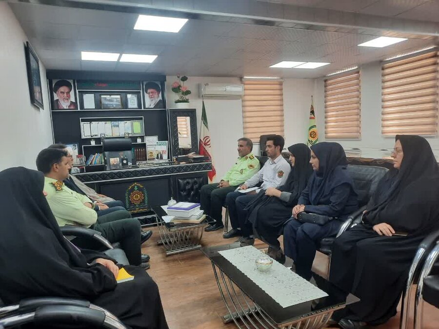 تقدیر رئیس اداره بهزیستی از  فرمانده نیروی انتظامی شهرستان زرند