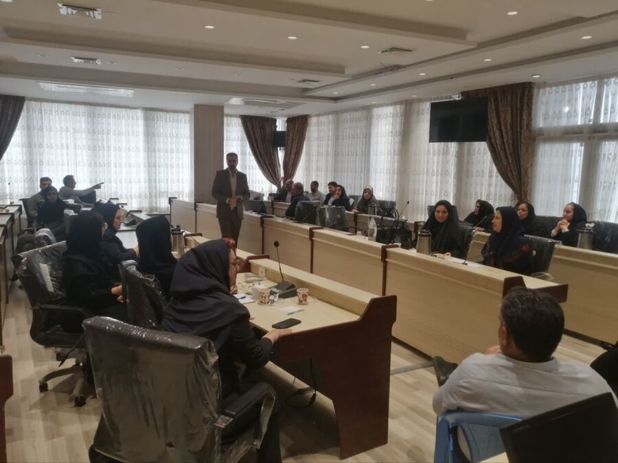 برگزاری دوره آموزشی «تاب‌آوری در مواجهه با آسیب‌های اجتماعی» ویژه روان‌شناسان و مددکاران اورژانس اجتماعی در گلستان