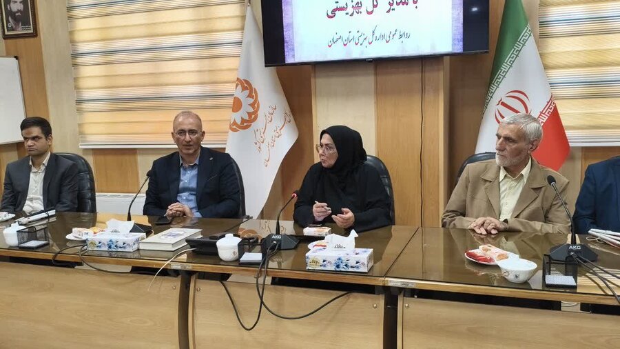 بر اهمیت کرامت، استقلال و مشارکت اجتماعی نابینایان تأکید شد