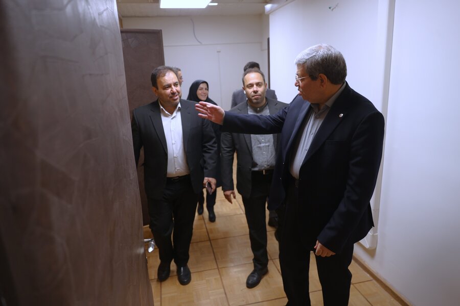 بازدید رئیس سازمان بهزیستی کشور از صندوق حمایت از فرصت های شغلی افراد دارای معلولیت بازدید رئیس سازمان بهزیستی کشور از صندوق حمایت از فرصت های شغلی افراد دارای معلولیت