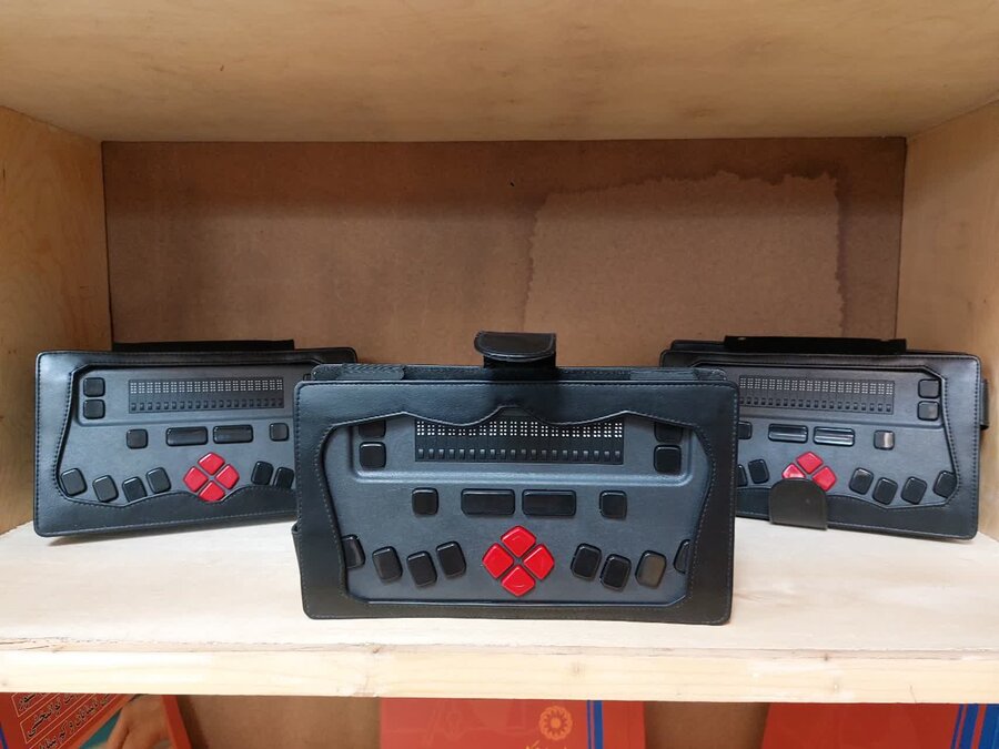 رونمایی از چاپگر بریل و دستگاه نوک‌تیکر  ویژه نابینایان با حضور مدیرکل بهزیستی البرز