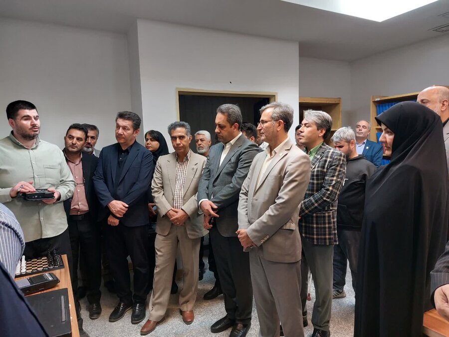 رونمایی از چاپگر بریل و دستگاه نوک‌تیکر  ویژه نابینایان با حضور مدیرکل بهزیستی البرز