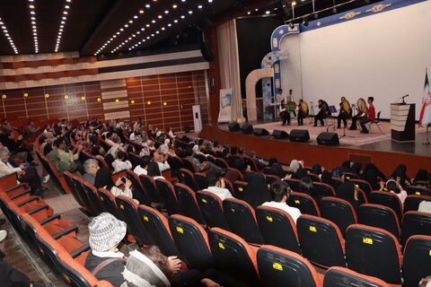 گزارش تصویری اجشن گرامیداشت روز جهانی عصای سفید در استان مرکزی با حضور مسئولان و نابینایان؛ تأکید بر تحقق فرصت‌های برابر و دسترس‌پذیری شهری