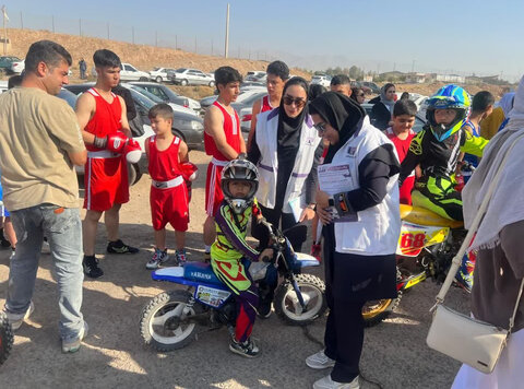 کرج | به مناسبت گرامیداشت هفته سلامت روان / تیم سیار اورژانس اجتماعی در جمع ورزشکاران استقرار یافت