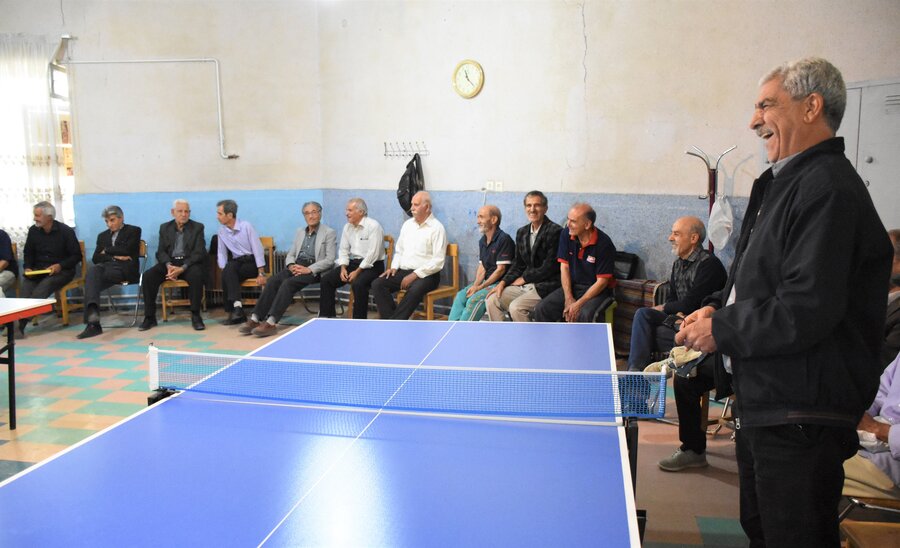 سالمندان مرکز مهرگان