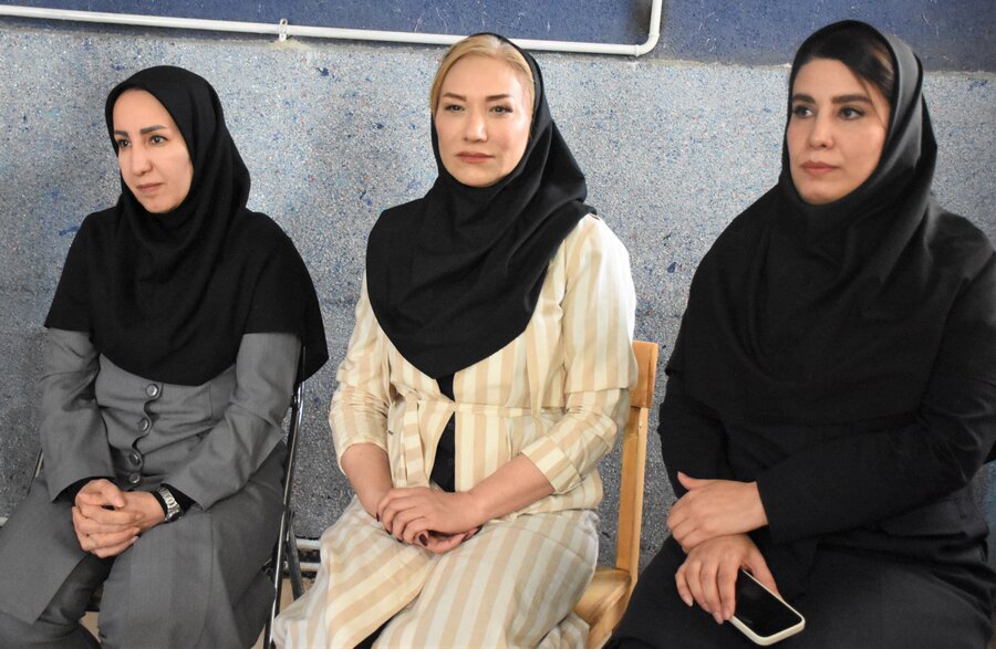 سالمندان مرکز مهرگان