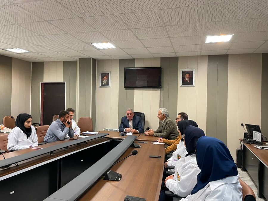 قروه | دیدار رئیس اداره فوریتهای اجتماعی استان کردستان با همکاران اورژانس اجتماعی