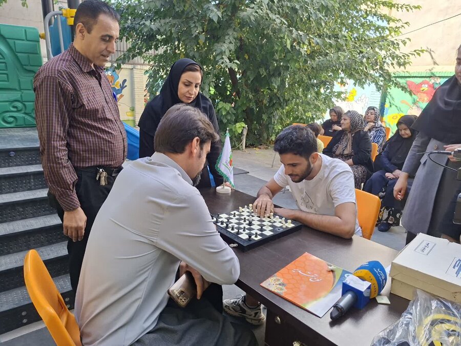 مراسم ویژه روز جهانی عصای سفید در کامیاران برگزار شد