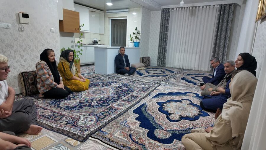 بازدید نماینده مردم سنندج، دیواندره و کامیاران در مجلس از خانوارهای تحت پوشش بهزیستی استان کردستان