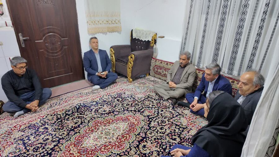 بازدید نماینده مردم سنندج، دیواندره و کامیاران در مجلس از خانوارهای تحت پوشش بهزیستی استان کردستان