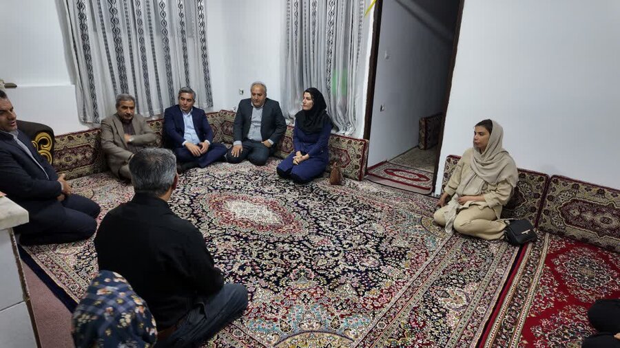 بازدید نماینده مردم سنندج، دیواندره و کامیاران در مجلس از خانوارهای تحت پوشش بهزیستی استان کردستان