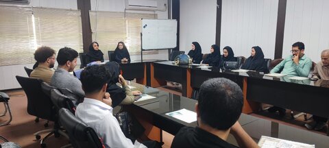 دزفول|برگزاری دوره آموزشی تاب‌آوری در محیط کار و تقدیر از پرسنل مراکز شبانه‌روزی بیماران روانی مزمن