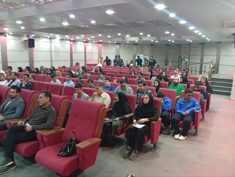 همایش روز جهانی عصای سفید در بهزیستی استان لرستان