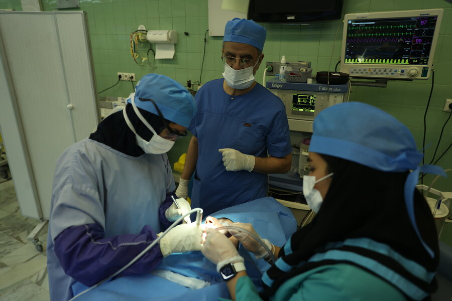 بازدید از مرکز ورد آورد