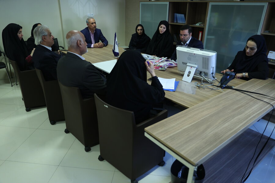 بازدید از مرکز ورد آورد