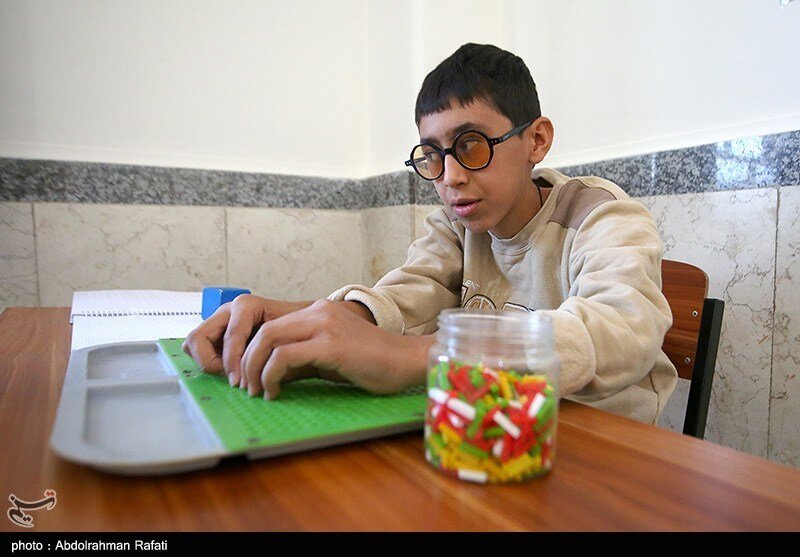 در رسانه| وقتی انسانیت در دل نابینایان تابیده می‌شود / وقتی نابینایی محدودیت نیست