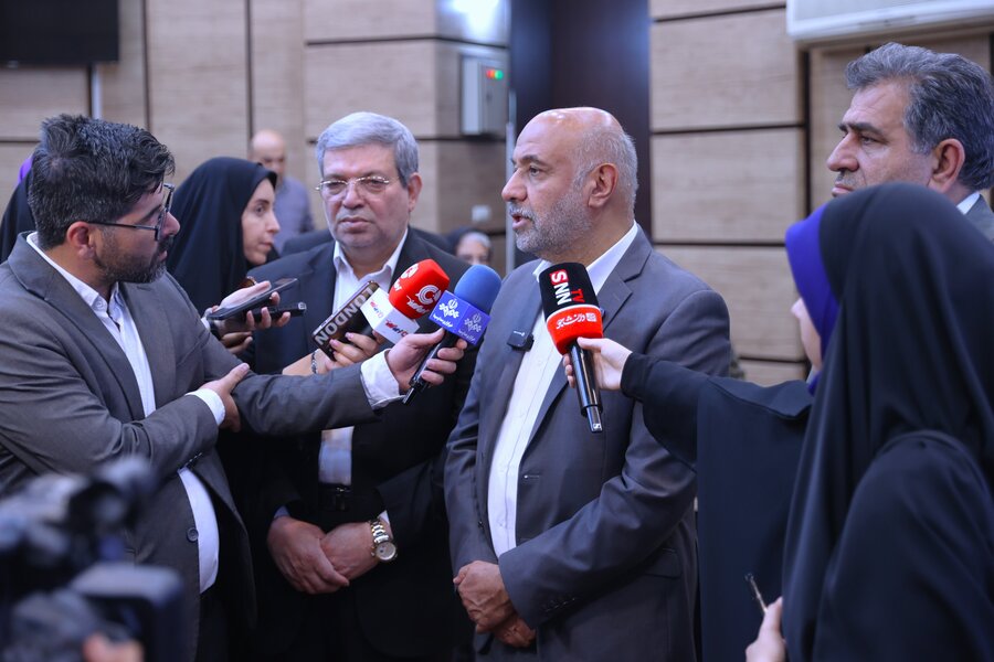 بازدید از مرکز رصدکنترل عملیات اورژانس اجتماعی بازدید از مرکز رصدکنترل عملیات اورژانس اجتماعی