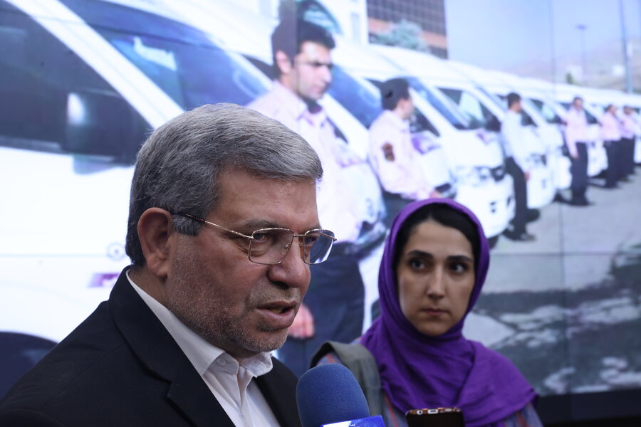 بازدید از مرکز رصدکنترل عملیات اورژانس اجتماعی بازدید از مرکز رصدکنترل عملیات اورژانس اجتماعی