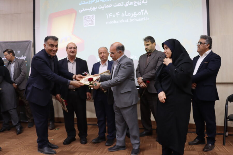 تقدیر از خیرین