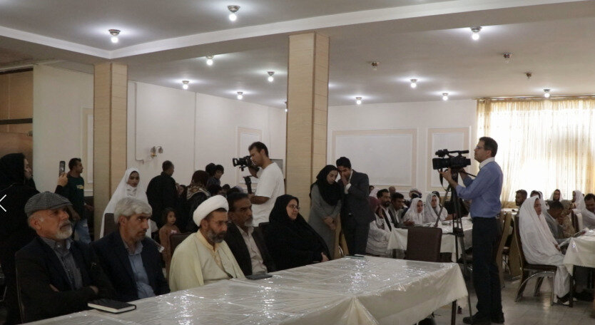 ۱۱۴ زوج کرمانی به خانه بخت رفتند ۱۱۴ زوج کرمانی به خانه بخت رفتند