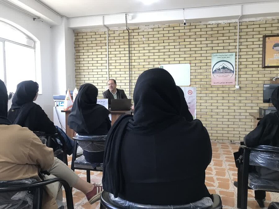 کارگاه آموزشی فرزندپروری ویژه والدین در شهرستان اسکو برگزار شد