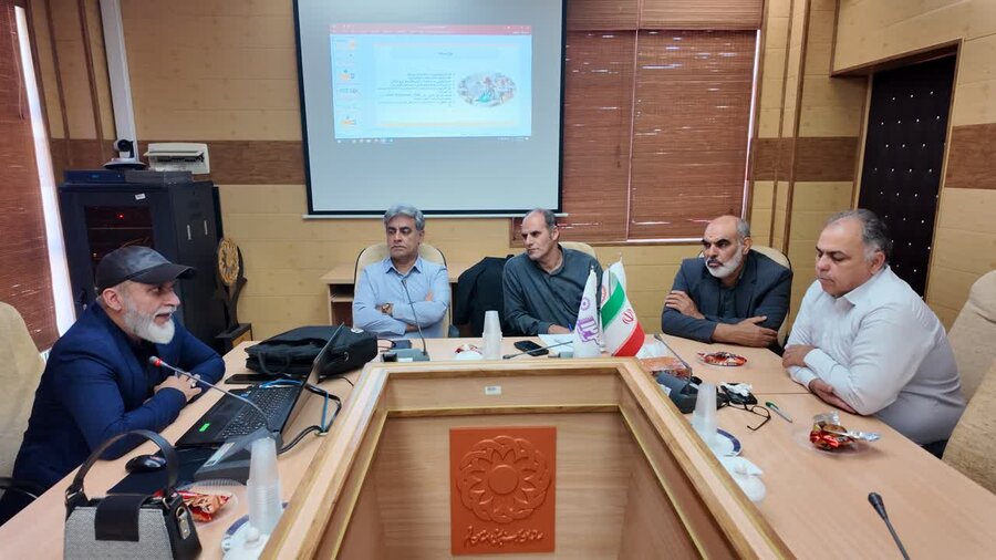 برگزاری نشستهای تخصصی بررسی طرح پژوهشی نقش هوش مصنوعی در پیشبینی خودکارآمدی و تفکر خلاق دانشآموزان ناشنوا