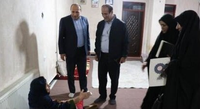 دیدار صمیمی دکتر کاظم‌زاده و مدیرکل بهزیستی آذربایجان‌غربی با خانواده‌های معظم شهدا