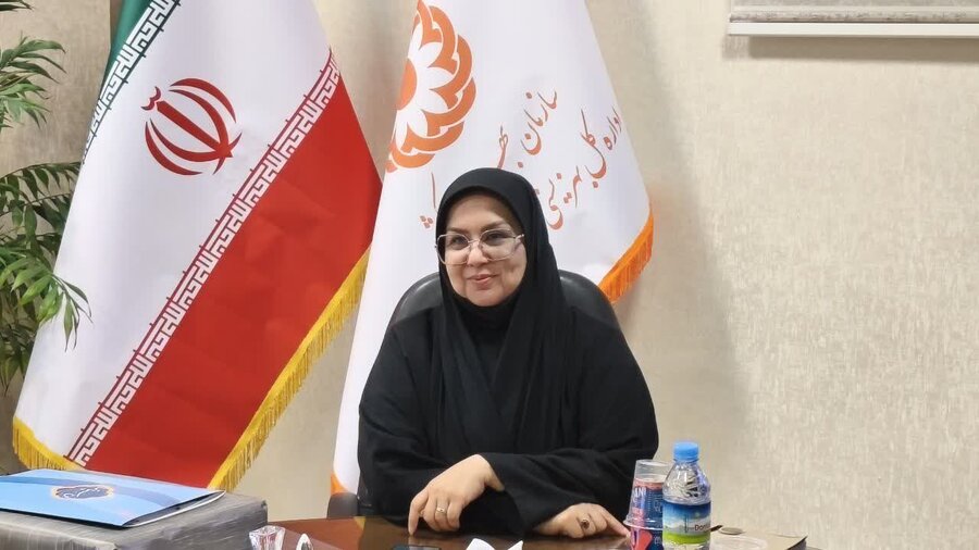 تقدیر از کارشناس آمار اداره کل بهزیستی استان