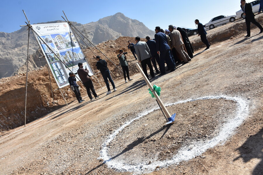 احداث ۲۴۰ واحد مسکونی برای محرومان کرمانشاه