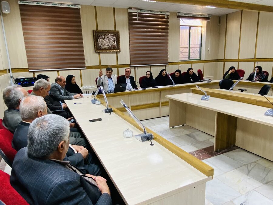 آغاز فعالیت مرکز مهر و گفت‌وگو در کهگیلویه و بویراحمد با اولین دوره آموزشی سالمندان