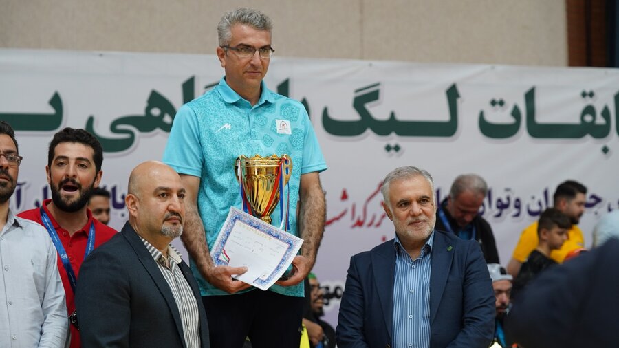 بوچیا آقایان