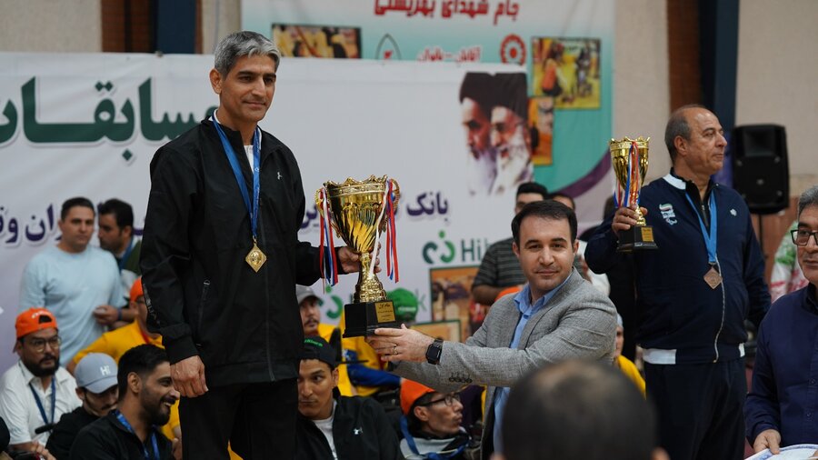 بوچیا آقایان