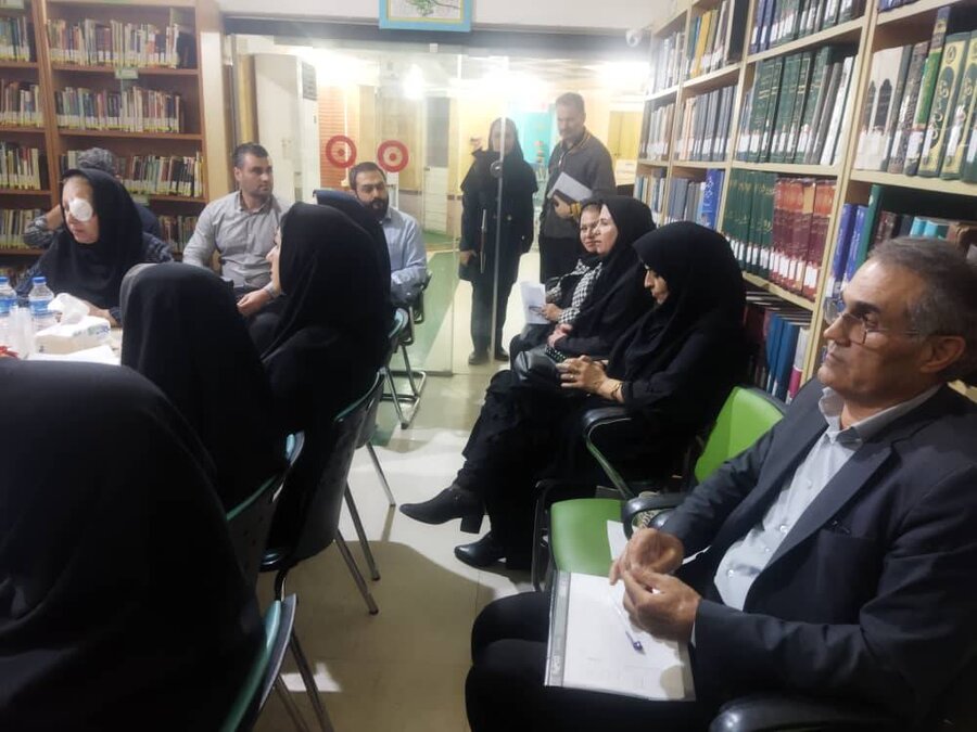 نشست هم اندیشی و برنامه ریزی دبیرخانه شهر دوستدار سالمند رشت