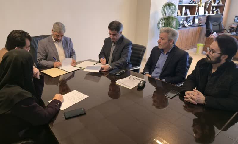 امضای تفاهمنامه همکاری بهزیستی میانه و اداره ورزش و جوانان