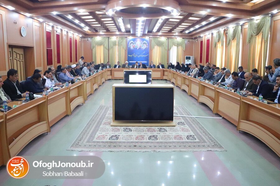 دشتستان|رسانه| جلسه شورای اداری شهرستان دشتستان با حضور رئیس سازمان بهزیستی کشور برگزار شد