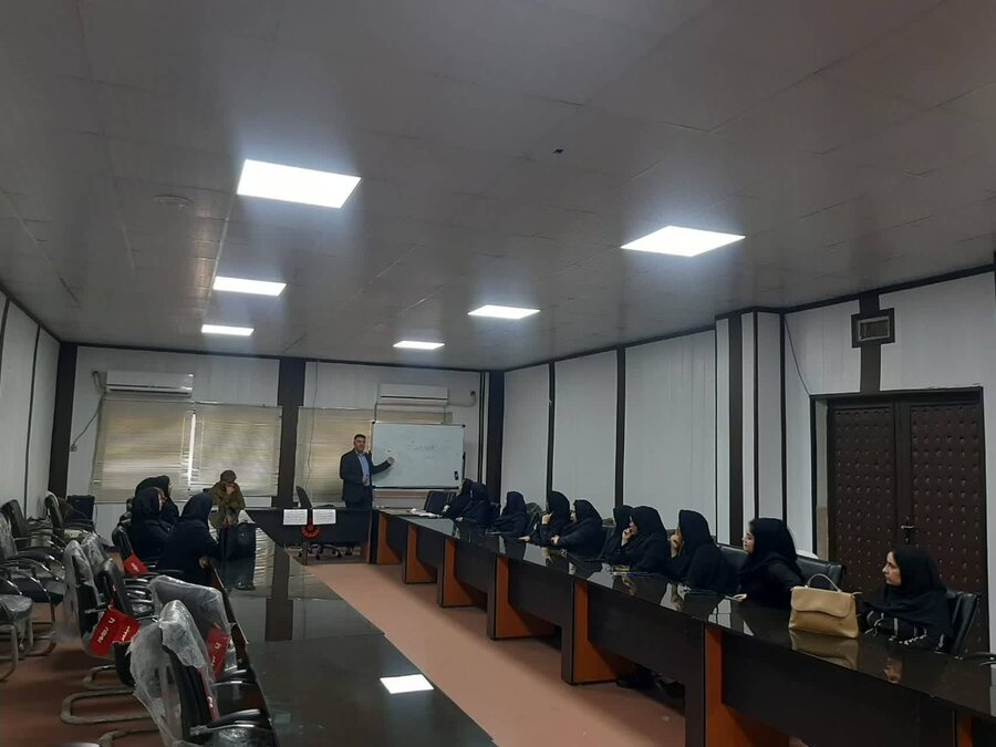 برگزاری کارگاه آموزشی همدلی در محیط کار ویژه پرسنل بهزیستی دزفول