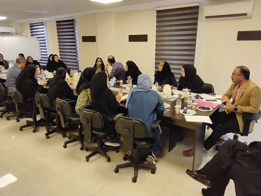 دومین نشست تسهیلگران طرح‌های پیشگیری از اعتیاد در مدارس کیش برگزار شد