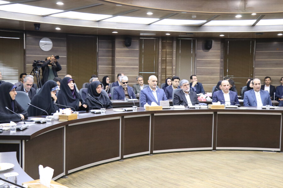 توسعه آذربایجان‌غربی با الهام از فرهنگ ایثار و شهادت شتاب گرفته است