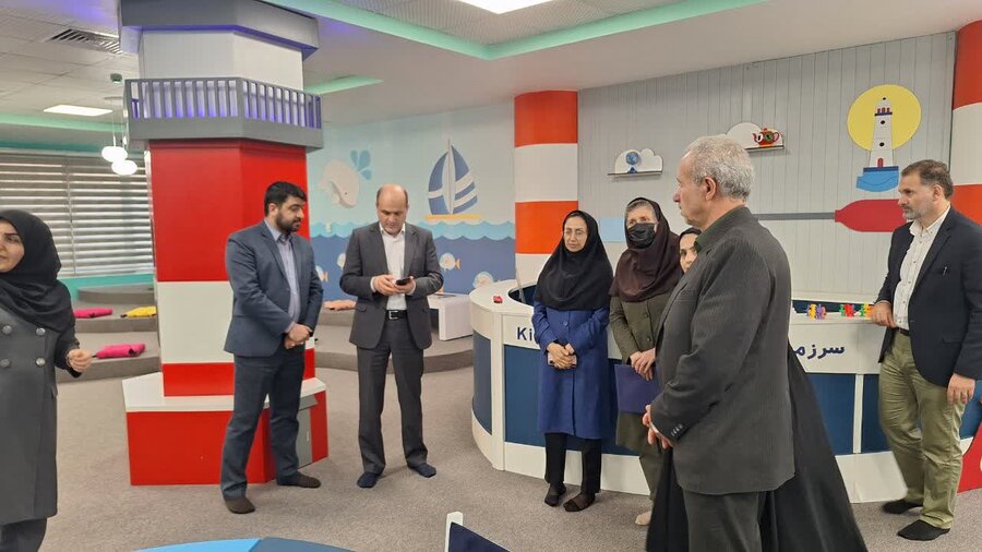 بازدید مدیرکل بهزیستی گیلان از کتابخانه عمومی خاتم الانبیاء (ص) رشت جهت تسهیل دسترسی سالمندان و معلولان