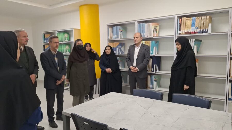 بازدید مدیرکل بهزیستی گیلان از کتابخانه مرکزی رشت ( شهید آیت الله رئیسی ) جهت تسهیل دسترسی سالمندان و معلولان 
