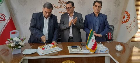 تجلیل از یک عمر تلاش در راه خدمت به همنوع