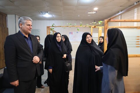 در خط مقدم یاریگری؛ بازدید سرپرست اداره کل بهزیستی مازندران از خطوط ۱۲۳ و ۱۴۸۰