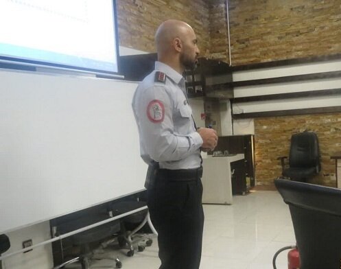 شاهینشهرو میمه| نشست آموزشی پدافند غیرعامل