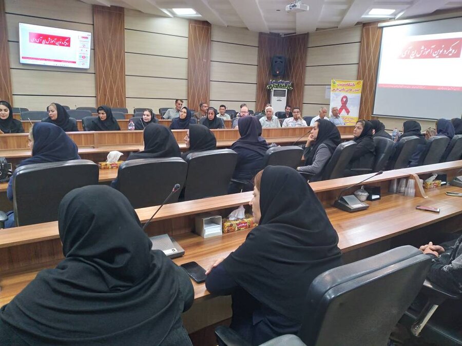 شیراز|برگزاری کارگاه بازآموزی رویکرد نوین HIV و آموزش PIT