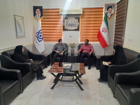 دشتی| دیدار رئیس بهزیستی شهرستان دشتی با رئیس بیمه سلامت